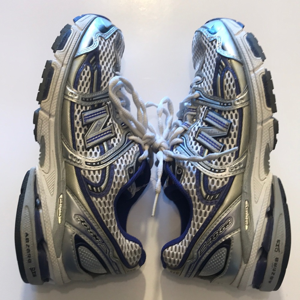 Like new New Balance wr1063 running shoes